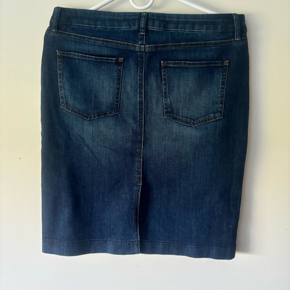 NWOT UNIQLO SKIRT - Picture 2 of 4